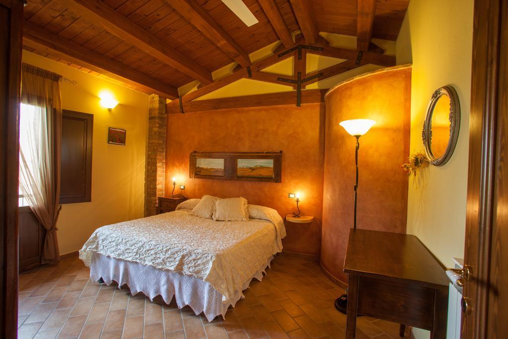 Monte Lopio Bio Agriturismo Pratini חדר תמונה