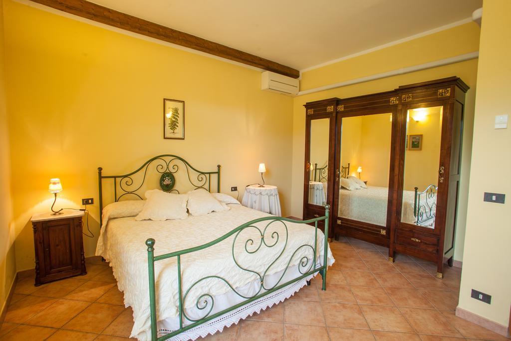 Monte Lopio Bio Agriturismo Pratini חדר תמונה